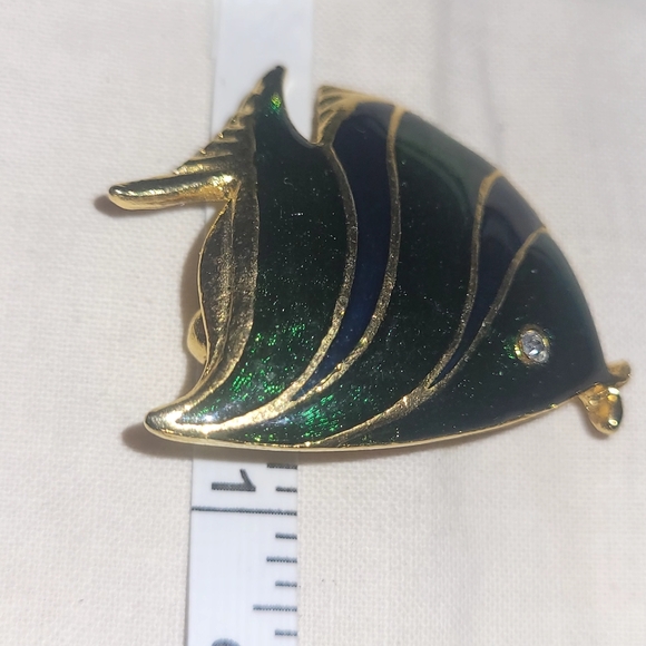 Adorable Tropical Fish Brooch - Picture 3 of 4